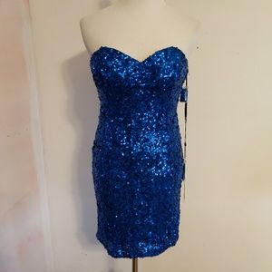 Alyce Designs Paris Sequin Stretch Mini Dress